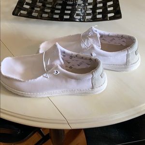 Hey Dude Optic White Size 15’s